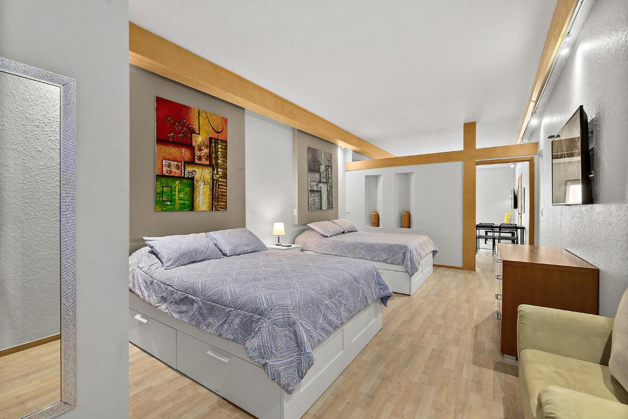 Cozy Queen Suite In European Village With Balcony View Near Beaches Palm Coast Exterior photo
